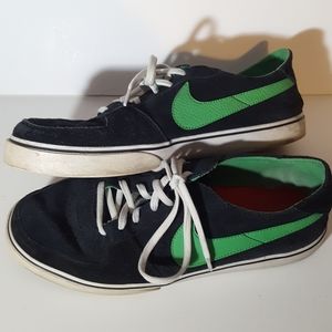 Nike Black Green Zoom Mavrk LR  Size 11